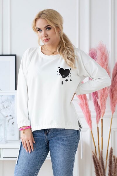 Kreminė-balta PLUS SIZE palaidinė su širdele DAFNE