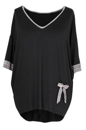 Juoda palaidinė su languotais ornamentais LINA